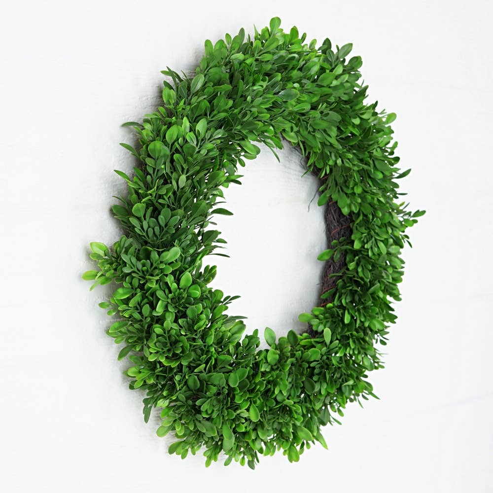 31780-18in(10) Twig Wreath-Evergreen Boxwood